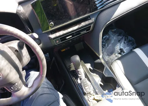 2025 Toyota Camry Se z USA, uszkodzony, nr VIN 4T1DAACK7SU019301